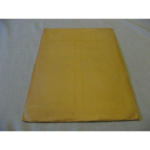 John Deere Operators Manual Fertilizer Attachments IN ORIGINAL UNOPENED ENVELOPE - Picture 2 of 3